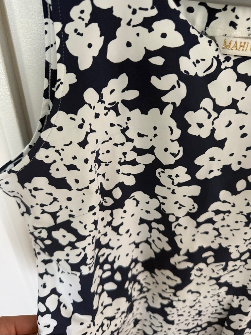 Sleeveless Navy and White Floral Dress - Picture 6 of 7
